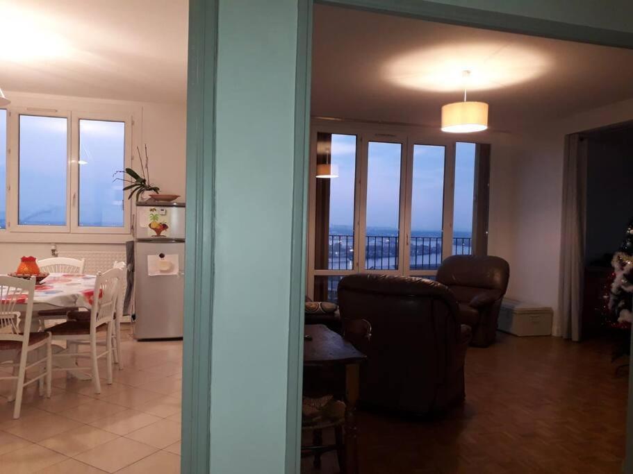 T4/5 Avec Vue Sur Les Alpes A 5 Minutes De Lyon Apartment La Mulatiere Exterior photo